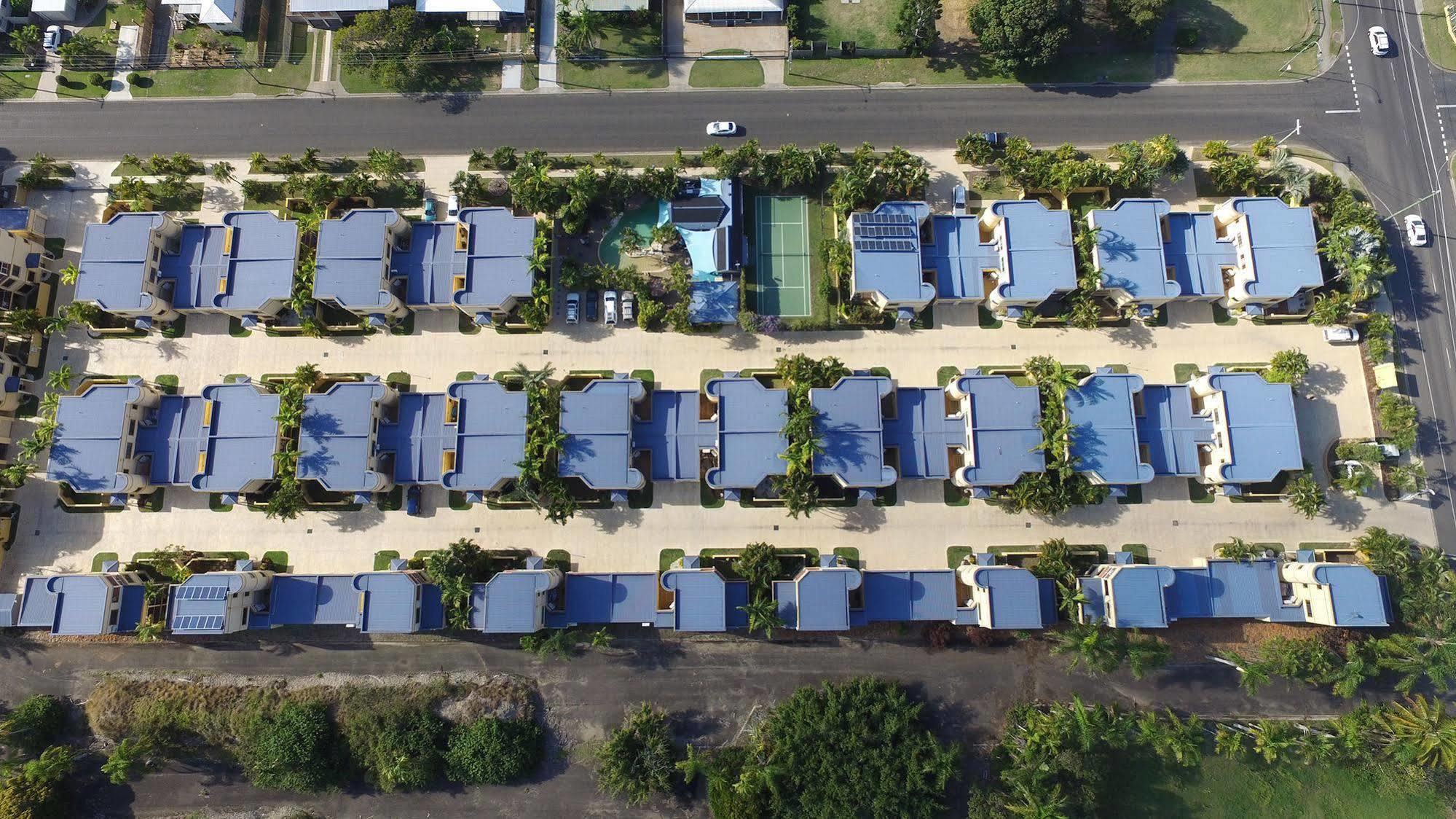 Grange Resort เฮอร์วีย์เบย์ ภายนอก รูปภาพ